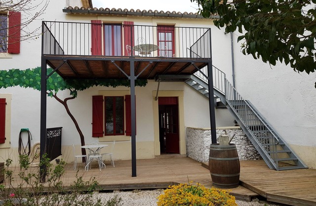 MANSION IN TRANSFORMING GITE