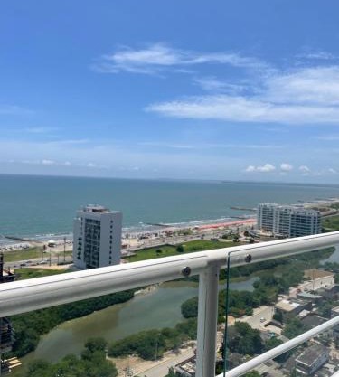 Maravilloso Apto Vista al Mar Ubicación Central