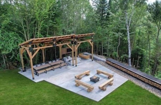 Marbella Cabins: Estate Retreat near Tremblant