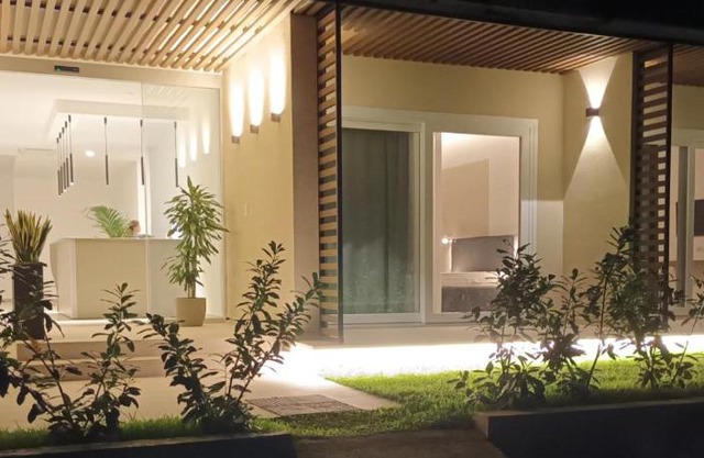 Marea Retreat Rooms