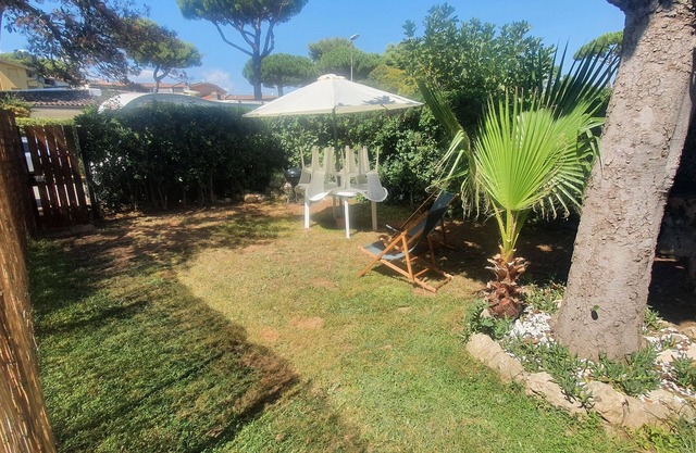 Marina di San Nicola holiday home with garden
