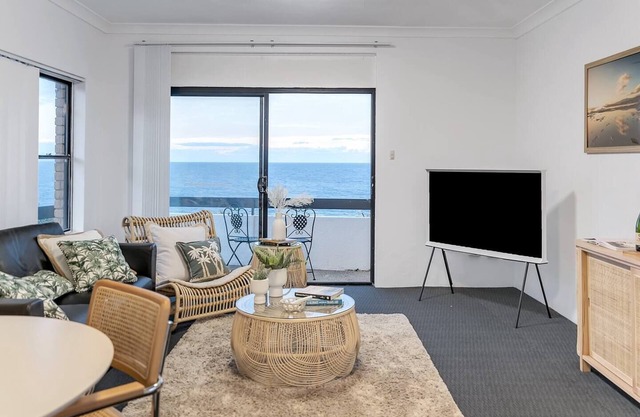 Maroubra - Stylish Abode 360° Ocean & Beach Views