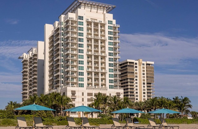 Marriott's Oceana Palms. Gorgeous Oceanfront resort- 2 bedroom villa!