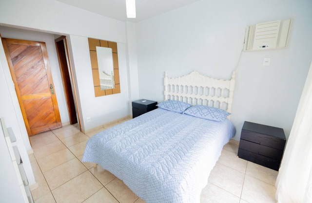 MARTHA SCHWANTZ BUILDING 202, 4 bedroom apartment - 2 garages 200m from MORRO BEACH.