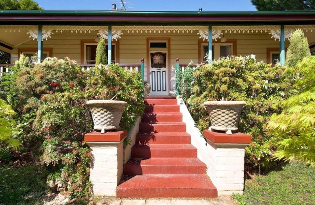 Mary Villa
