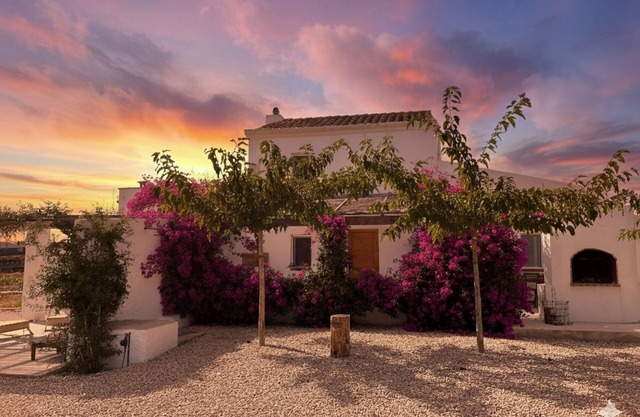 Mas Midó. Masia Restaurada en Delta del Ebro