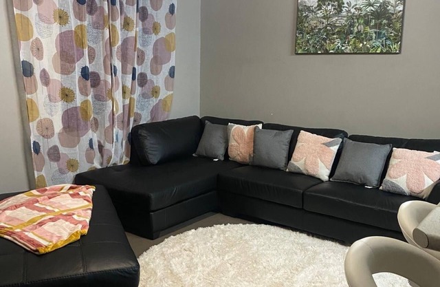 Masood Family Getaway | Steps from City Centre and many attractions