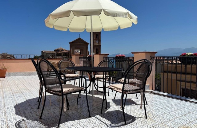 Mazzini Holiday House, Amazing Rooftop