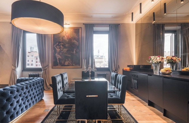 MEGA ROYAL SUITE