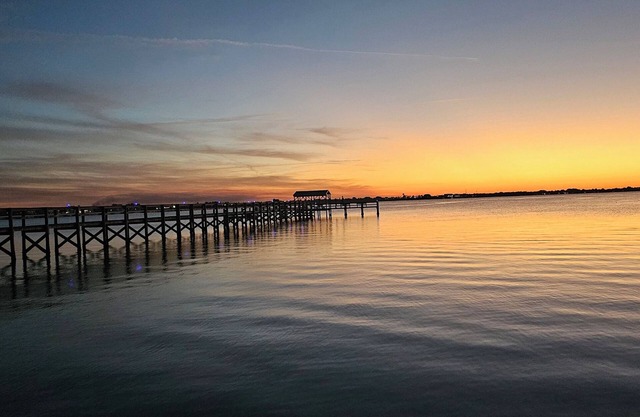 Melbourne Beach Paradise 2 bed 2 bath w Fitness, Pools and more!