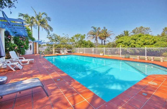 Melville House Bed and Breakfast