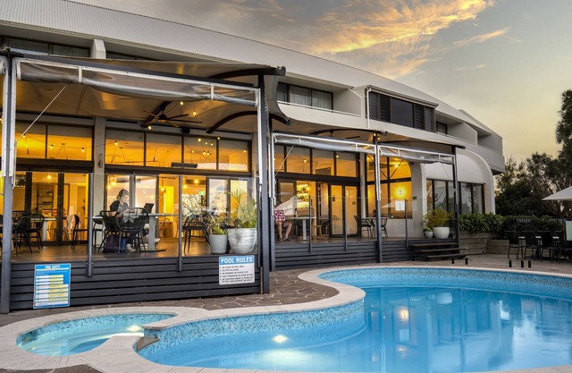 Mercure Charlestown