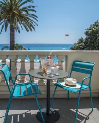 Mercure Nice Marché Aux Fleurs