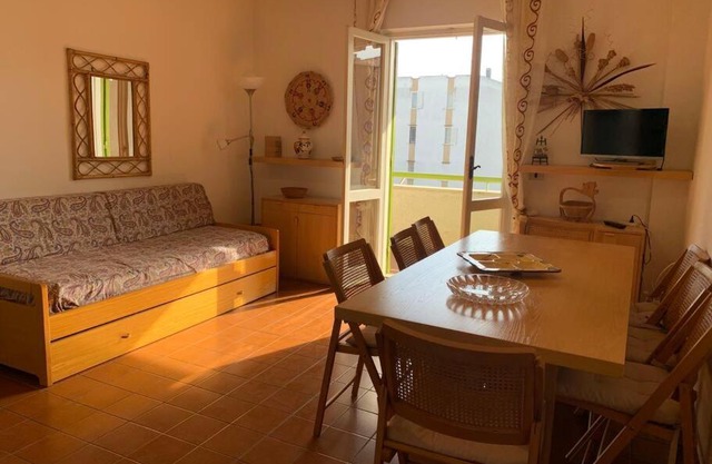 MEZENZIO'S APARTMENT 2
