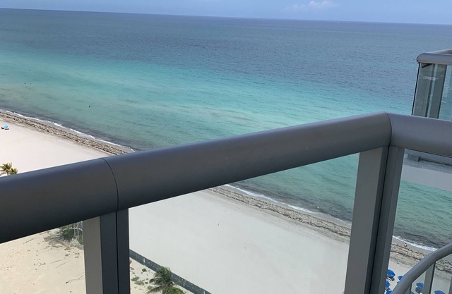 Miami, Marenas resort, 1-bedroom, balcony, oceanview, full kitchen, washer-dryer