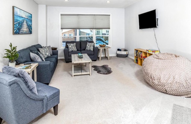 Midtown Anchorage Basecamp Condo A
