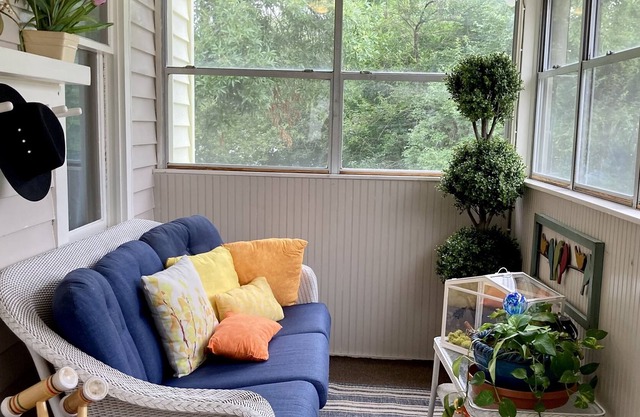 Midwest cottage with a relaxing beachy atmosphere.