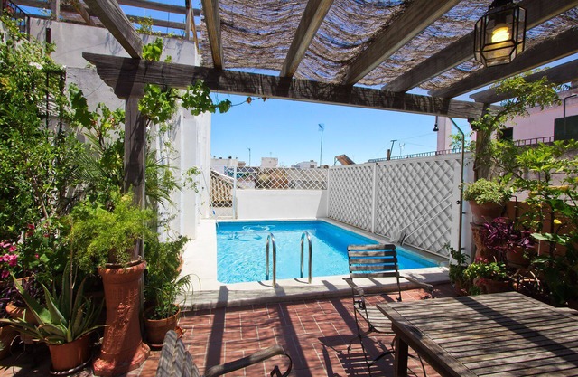 Miguel Terrace. 4 bedrooms, 4 bathrooms, terrace and private pool