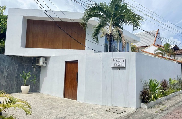Mila's Villa Large 3 bedroom villa in the heart Legian.