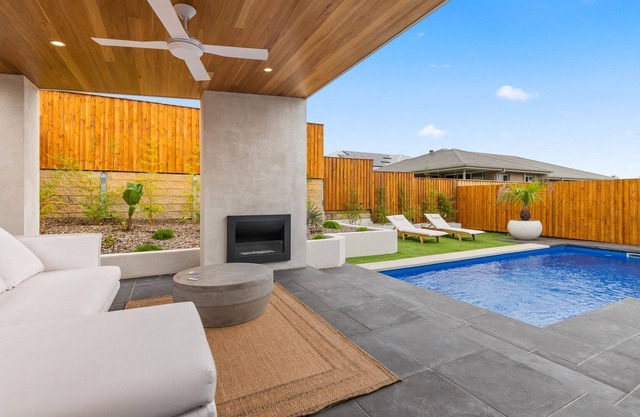 Milburn Circuit Boolaroo 44 - Entertainer's delight, inside and out