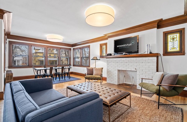 MINNeSTAY* Colfax Commons