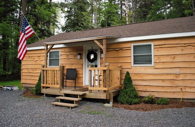 Minutes from Attractions, Miles from ordinary