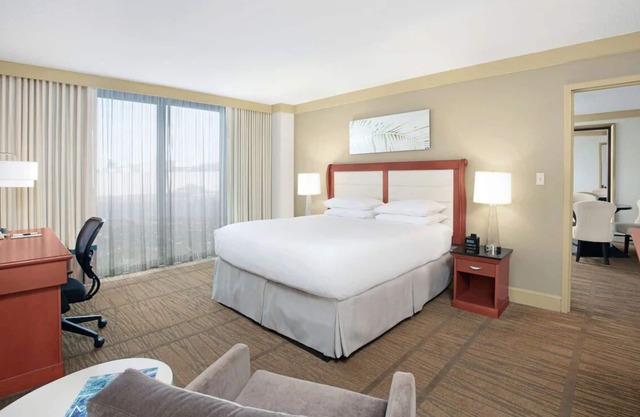 Minutes to Marlins Park & American Airlines Arena, Pool, Dining