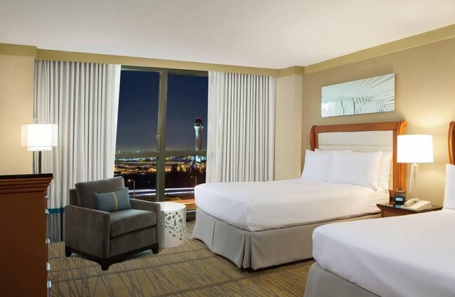 Minutes to Marlins Park & American Airlines Arena, Pool, Dining