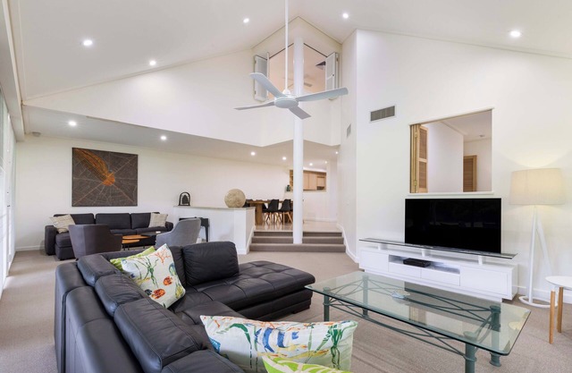 Mirage Resort Villa 424 with access to Sheraton Facilities