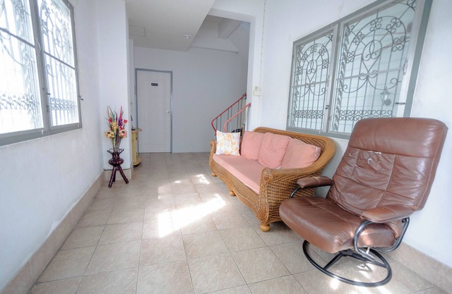Mitr Inn Hua Hin Beach
