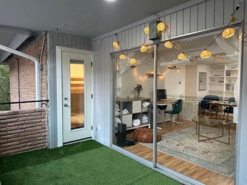 Mixed Shared Room - CoLiving Condo