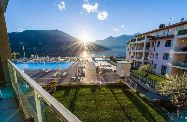 Modern Italian Lakes apartment with pool