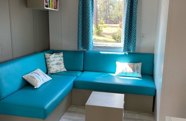 Mobile home in a 5 star campsite 700m from the ocean