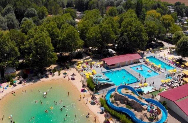 Mobilhome - Camping 4* - Châteauneuf-de-Galaure