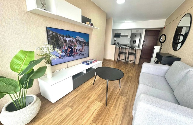 Modern 1BR on J Prado Board San Isidro