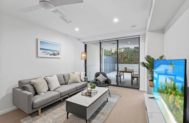 Modern 2B2B Suit only 10mins to Airport/Southbank