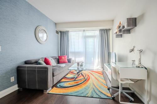 Modern 2Bd 2Ba Skyscraper Free parking