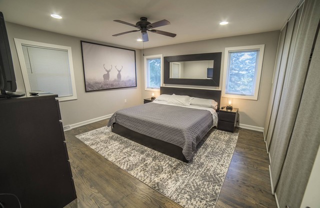 Modern 2BR home centrally located in historic Dubuque