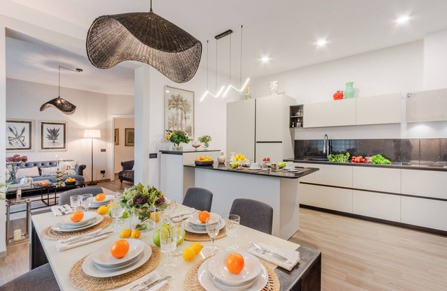 Modern 3 Bedrooms Apartment with Terrace inside the Walls of Lucca