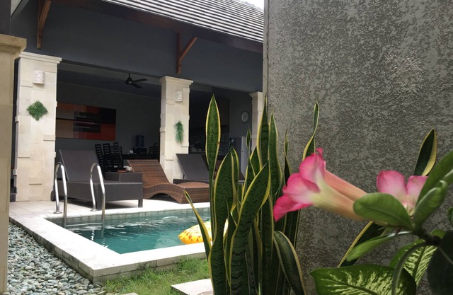 Modern 4 Bedroom 4 Bathroom villa pool