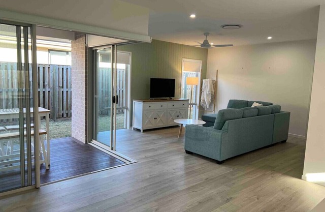 Modern 4bedroom home charming family friendly Ipswich home