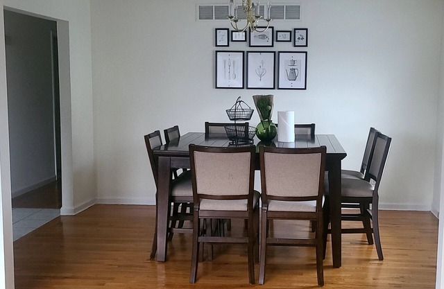 Modern 4BR/2BA Apt next to Mall, Resto & Airport!