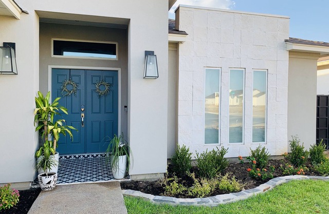 Modern and Stylish newly constructed 3 bedroom 2 bath 2 car garage house
