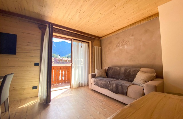 Modern Apartment in the Heart of Auronzo