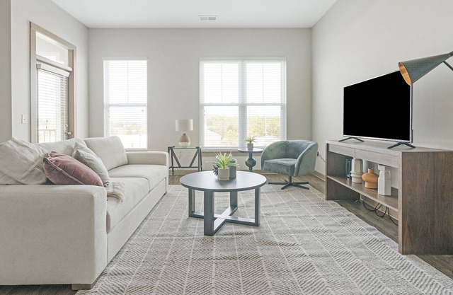 Modern Apartment in Prime Location (ID1173X401)