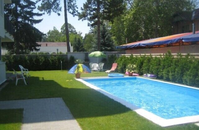 Modern apartment with pool & air-conditioner, beach 120m, center 200m, free wifi