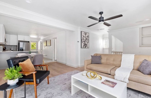 Modern Apt | 15 Min to DC | Private Balcony