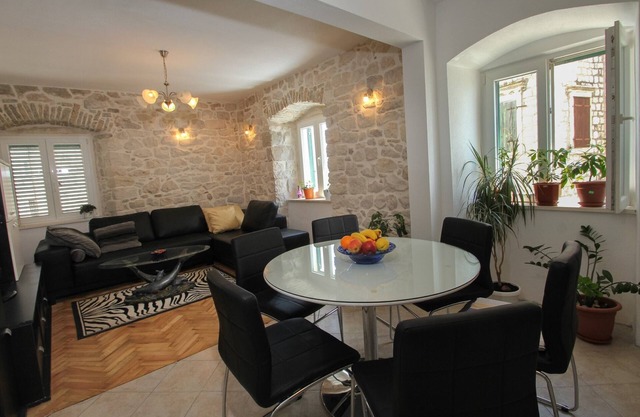 Modern apt in the stone house in the very center