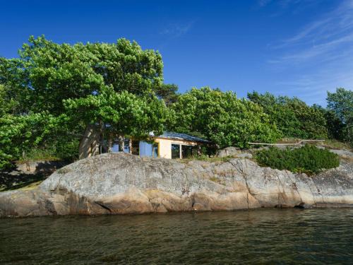 Modern Cabin At Hovekilen With Private Beach