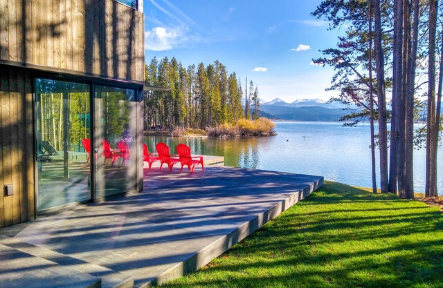 Modern cabin on Georgetown Lake with incredible views and private dock!